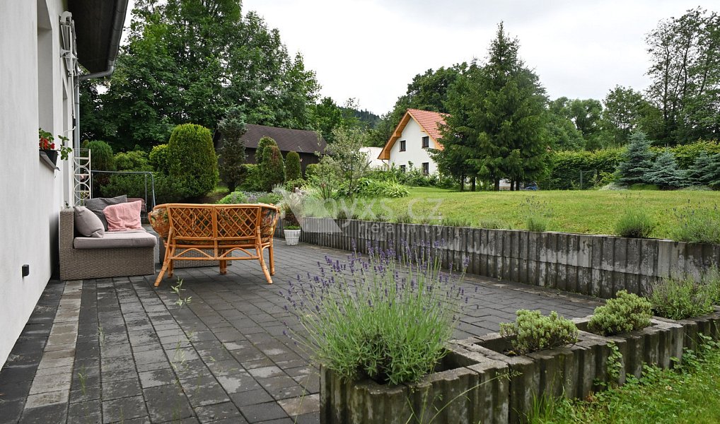 Prodej domu 183 m² s pozemkem 2 301 m², Komorní Lhotka – náhled fotky 9