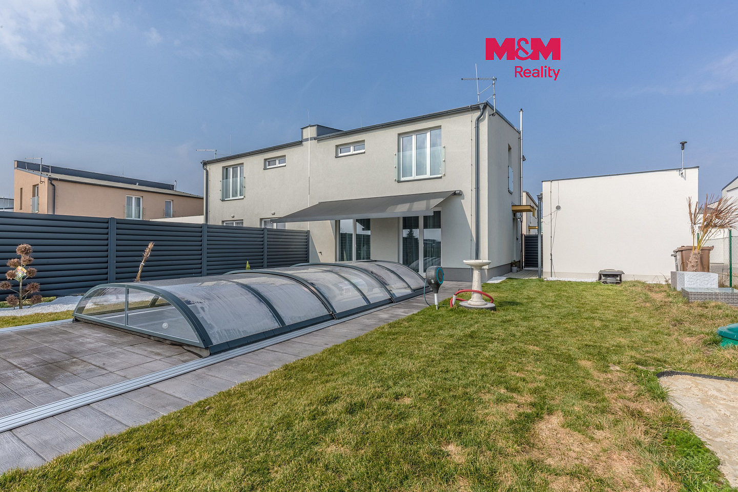 Prodej domu 99 m² s pozemkem 277 m²