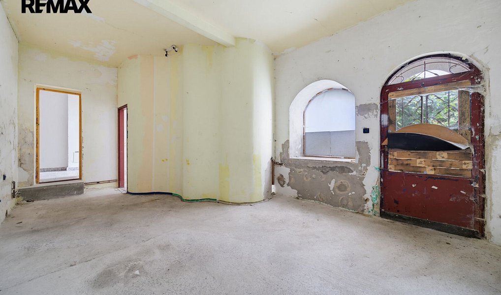 Prodej nájemního domu, činžáku 340 m², Aš – náhled fotky 32