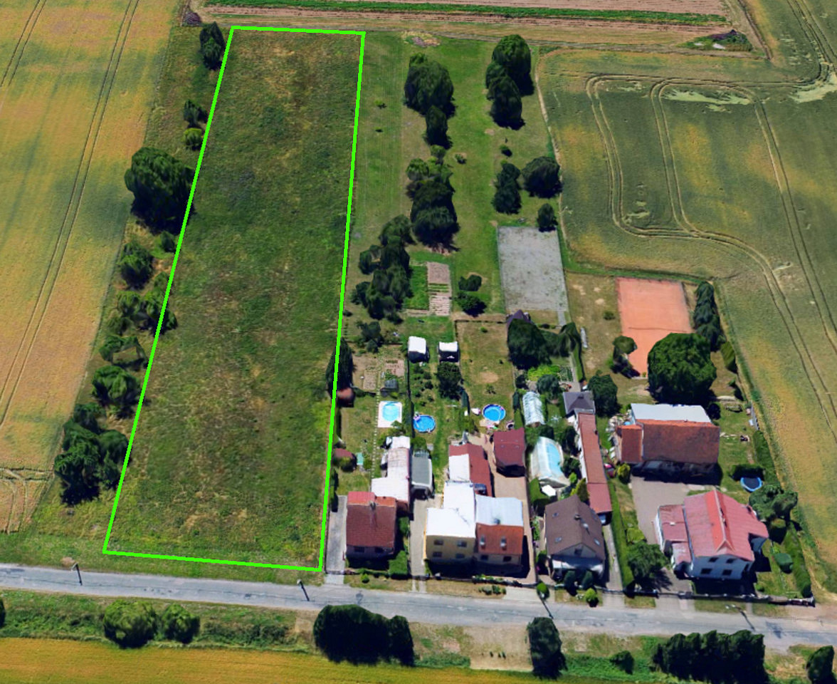 Pronájem zahrady 384 m²