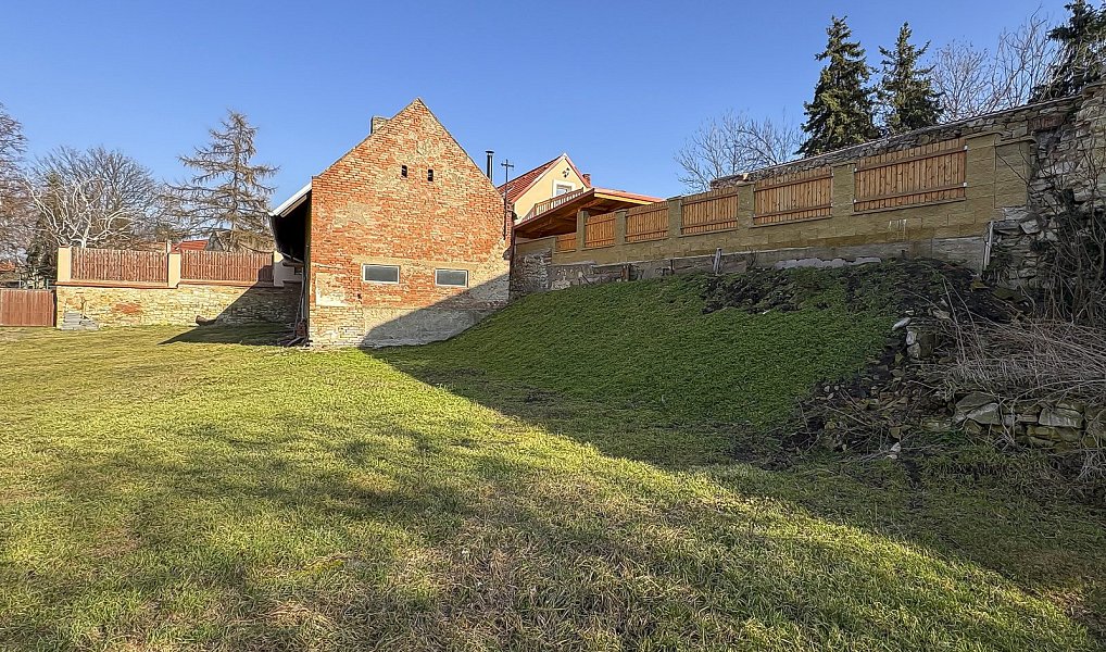 Prodej komerčního objektu (jiného typu) 849 m², Jimlín – náhled fotky 13