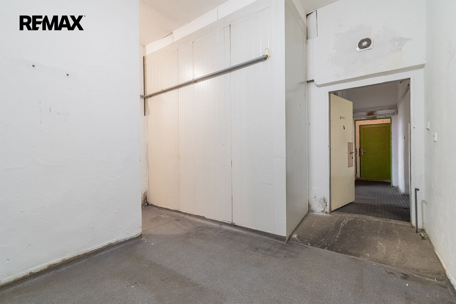 Pronájem komerčního objektu (jiného typu) 12 m² – fotografie 5