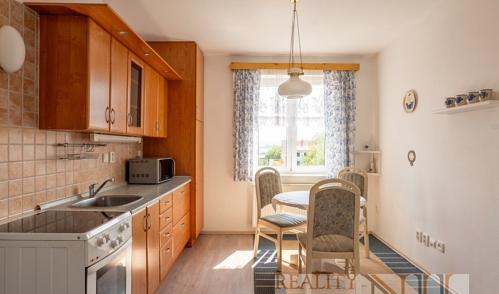 Prodej domu 225 m² s pozemkem 92 m², Plzeň – náhled fotky 11