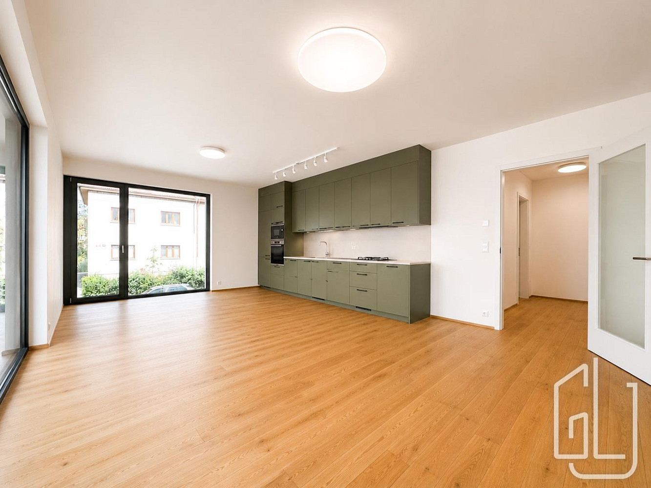 Pronájem bytu 3+kk 86 m² — photo 3
