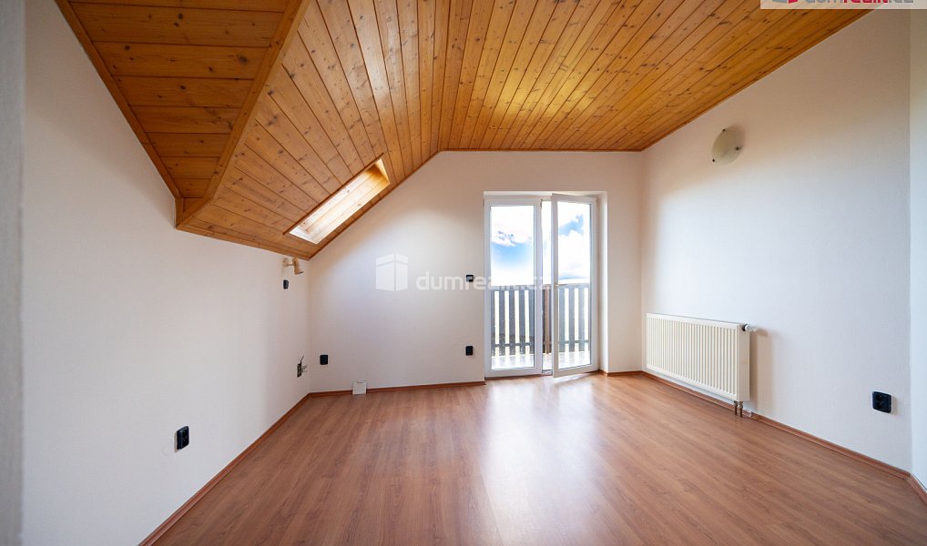 Prodej domu 253 m² s pozemkem 2 075 m², Dolní Třebonín – náhled fotky 30
