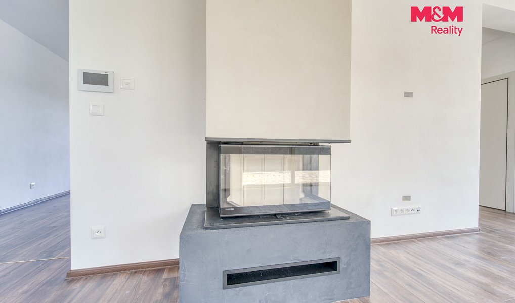 Prodej domu 168 m² s pozemkem 809 m², Vodochody – náhled fotky 4