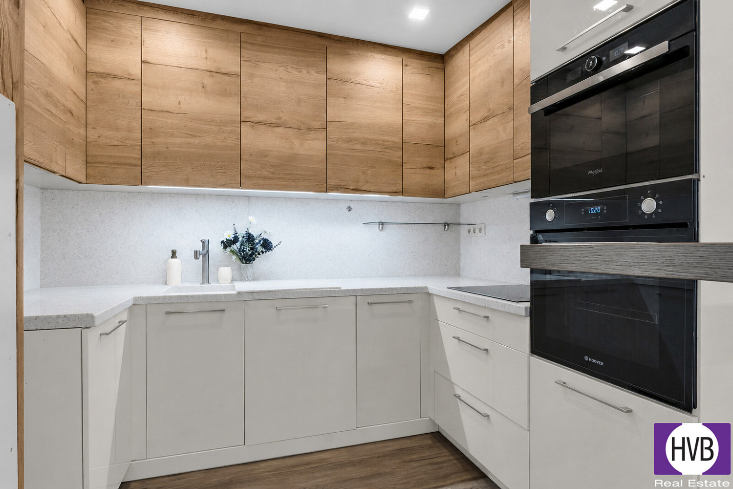 Prodej bytu 4+kk 72 m² — photo 4