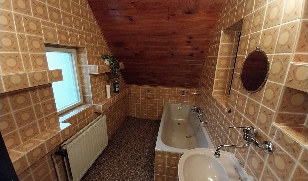 Prodej domu 180 m² s pozemkem 1 214 m², Strážné – náhled fotky 26