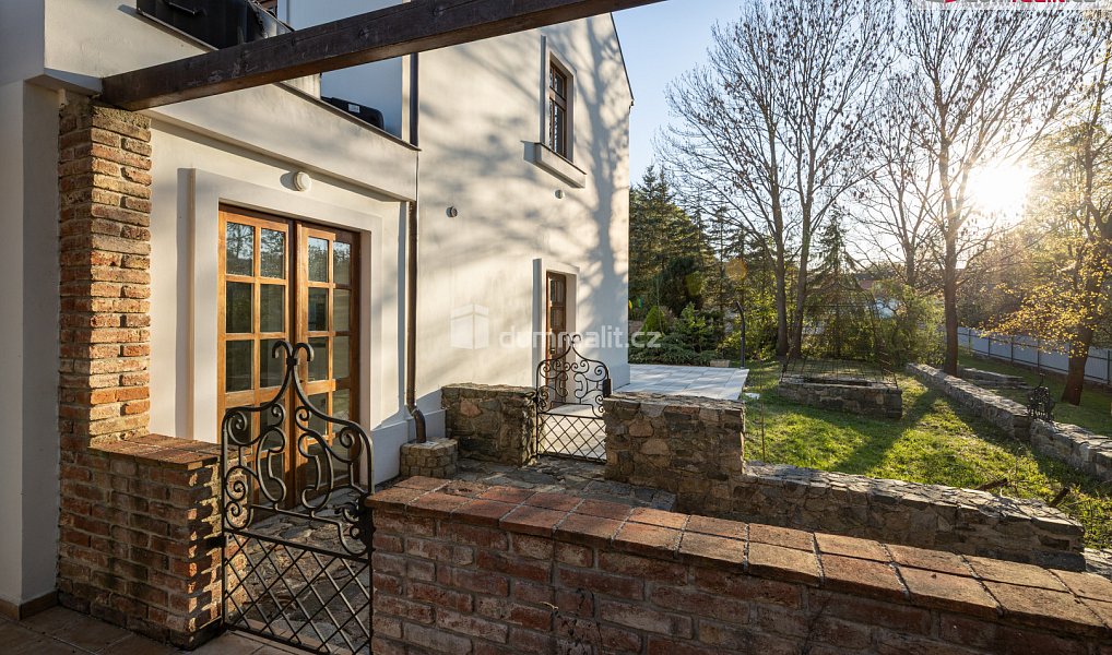 Prodej domu 266 m² s pozemkem 6 387 m², Pyšely – náhled fotky 53