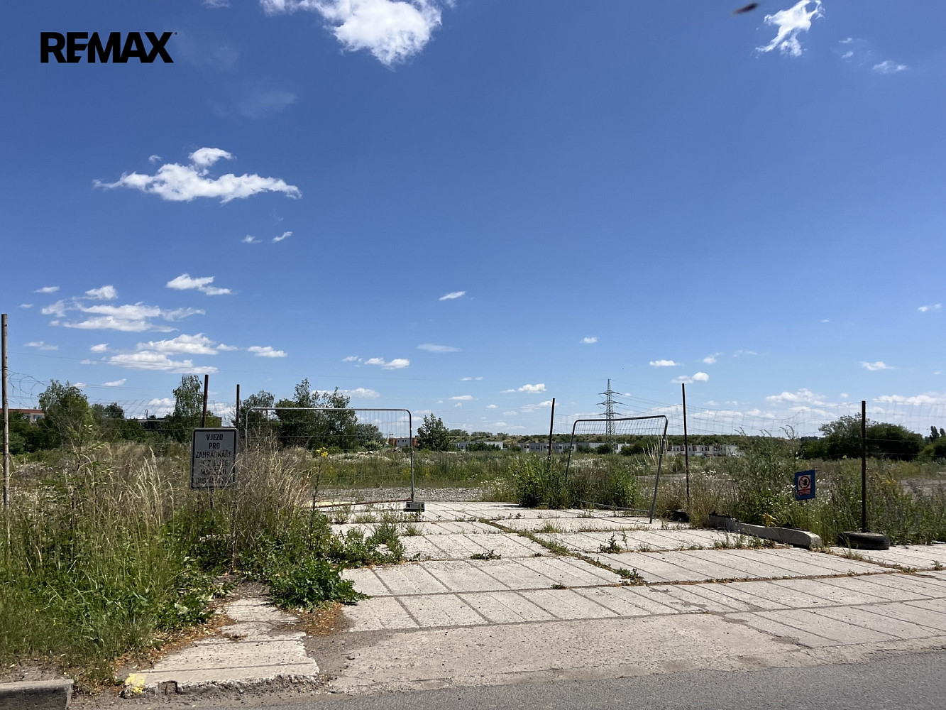 Prodej komerčního pozemku 9 029 m²