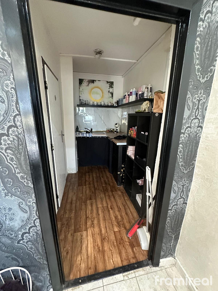 Pronájem obchodních prostor 34 m² — photo 3