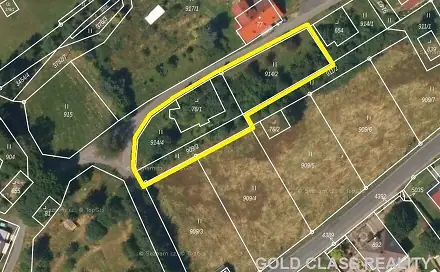 Prodej stavebního pozemku 1 569 m², Staré Křečany, okres Děčín
