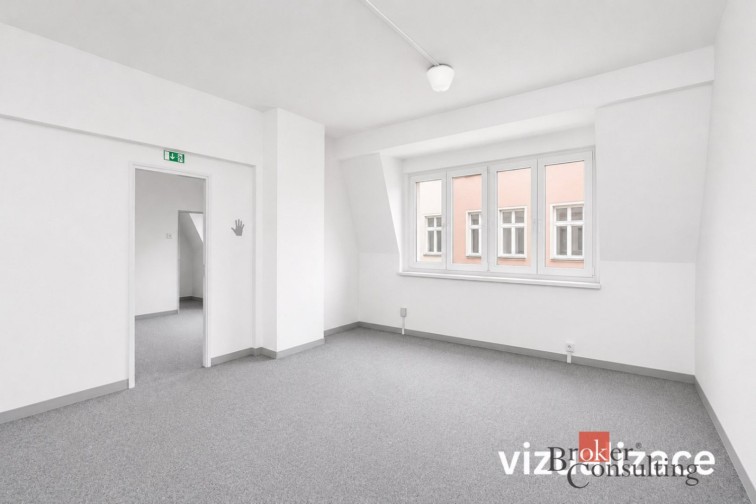 Prodej komerčního objektu (jiného typu) 145 m² – fotografie 2