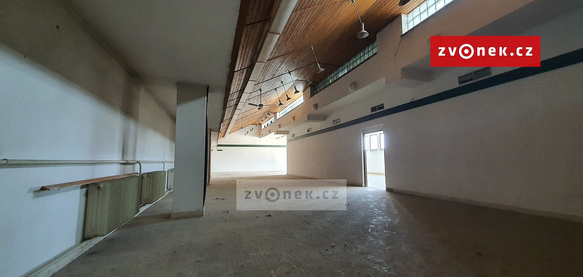 Pronájem obchodních prostor 365 m² – fotografie 2