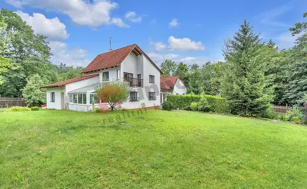 Prodej domu 231 m² s pozemkem 77 689 m², Slavošov, okres Kutná Hora