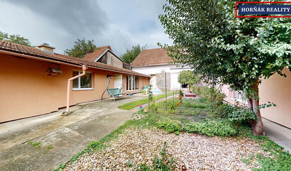 Prodej domu 195 m² s pozemkem 1 242 m², Letonice – náhled fotky 23