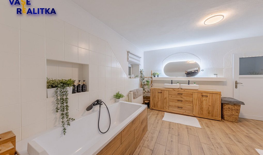 Prodej domu 180 m² s pozemkem 2 022 m², Potštát – náhled fotky 7
