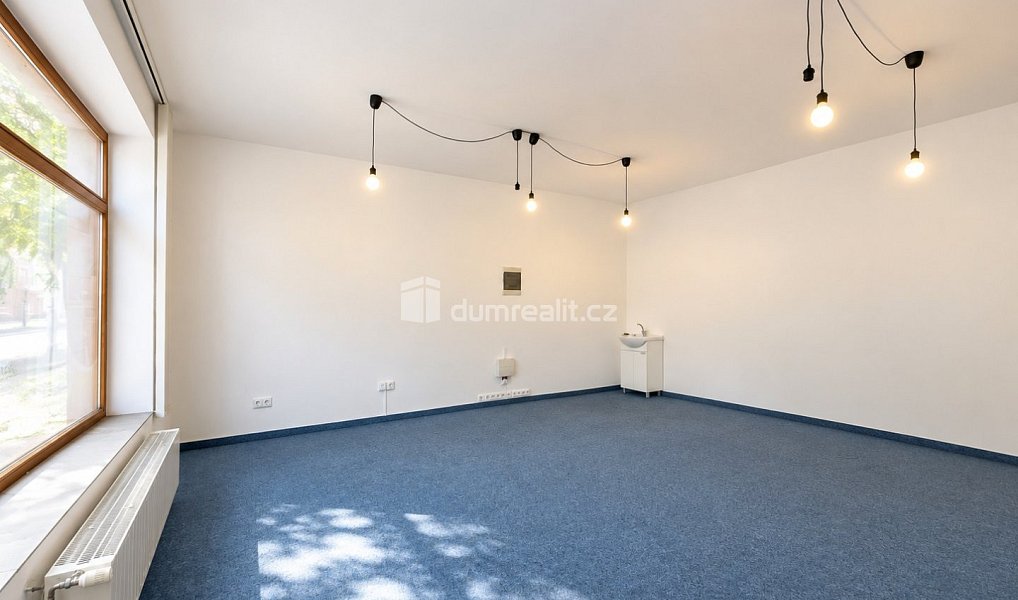 Pronájem kanceláře 36 m², Břeclav – náhled fotky 2