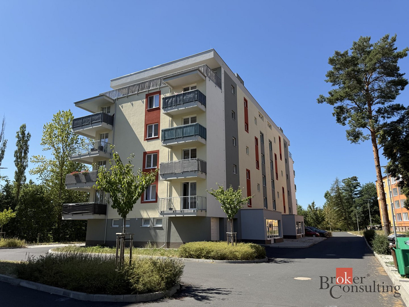 Prodej obchodních prostor 125 m²