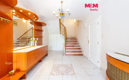 Prodej bytu 5+1 140 m², Fr. Palackého, Orlová - Město, okres Karviná
