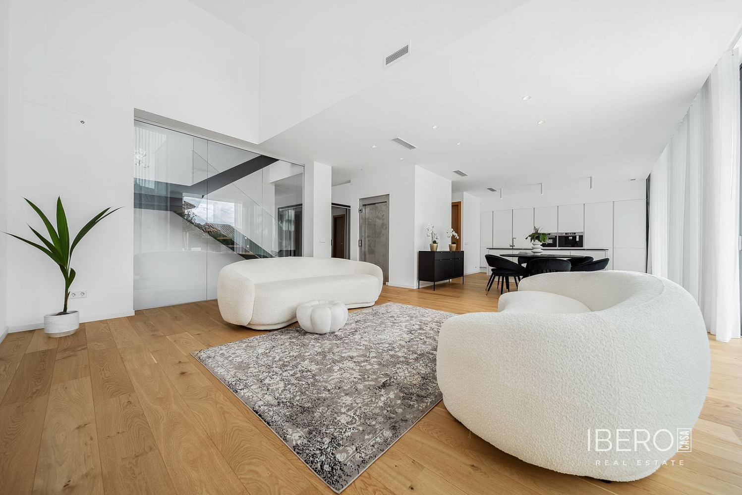 Prodej domu 479 m² s pozemkem 710 m² — photo 4
