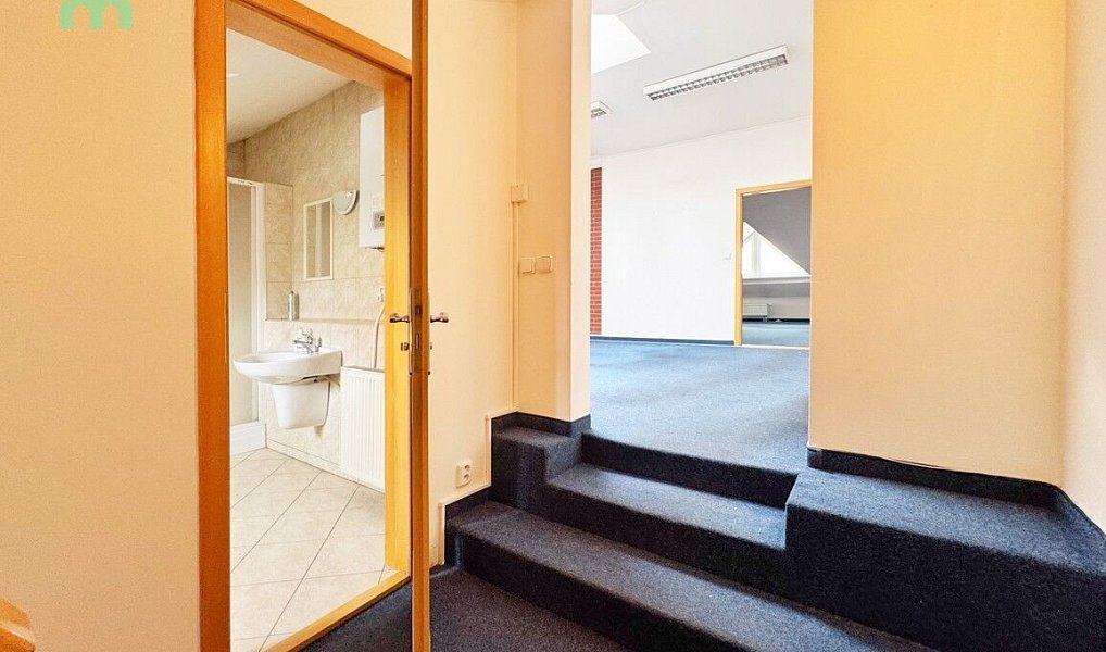 Pronájem kanceláře 100 m², Přerov – náhled fotky 11