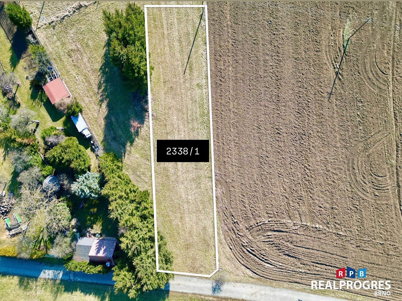 Prodej stavebního pozemku 772 m² – fotografie 5