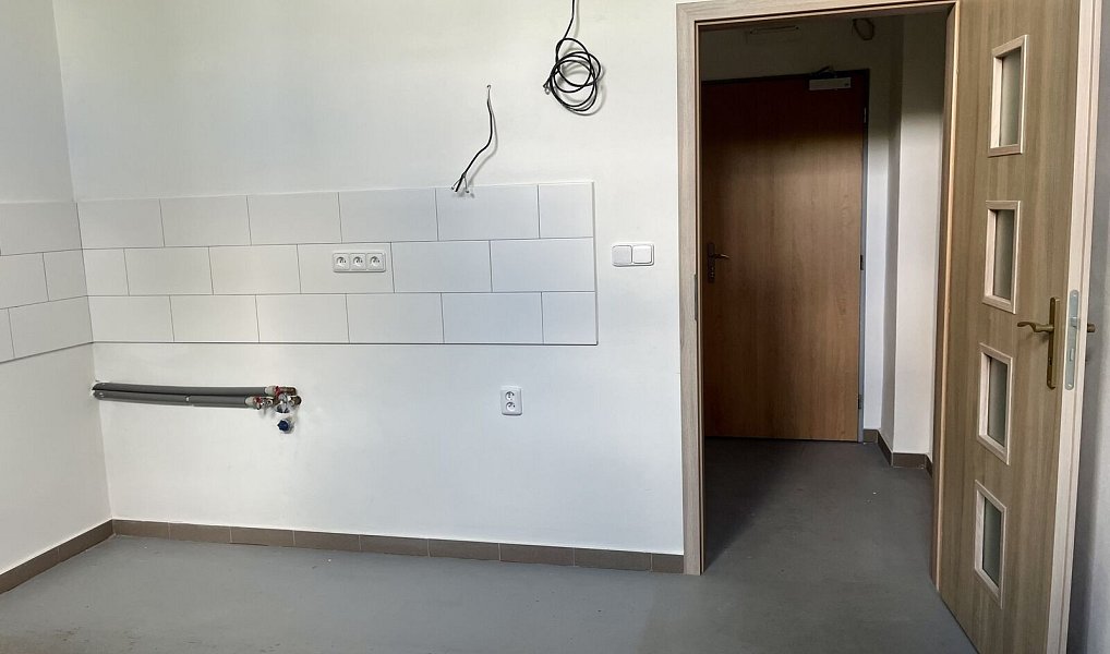 Pronájem obchodních prostor 40 m², Zruč nad Sázavou – náhled fotky 5