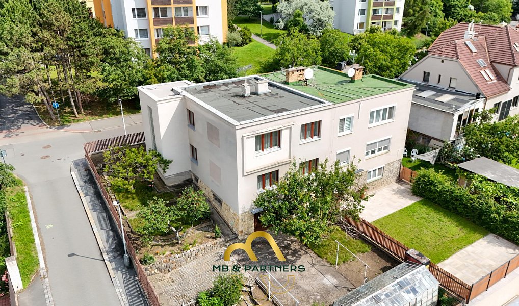 Prodej domu 240 m² s pozemkem 440 m², Praha – náhled fotky 3