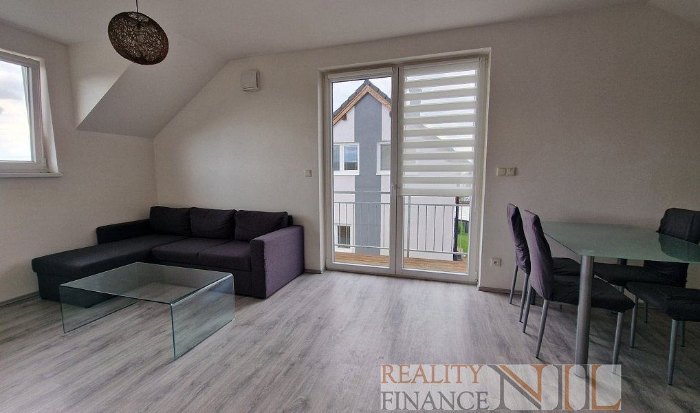 Pronájem bytu 2+kk 50 m², Město Touškov – náhled fotky 7
