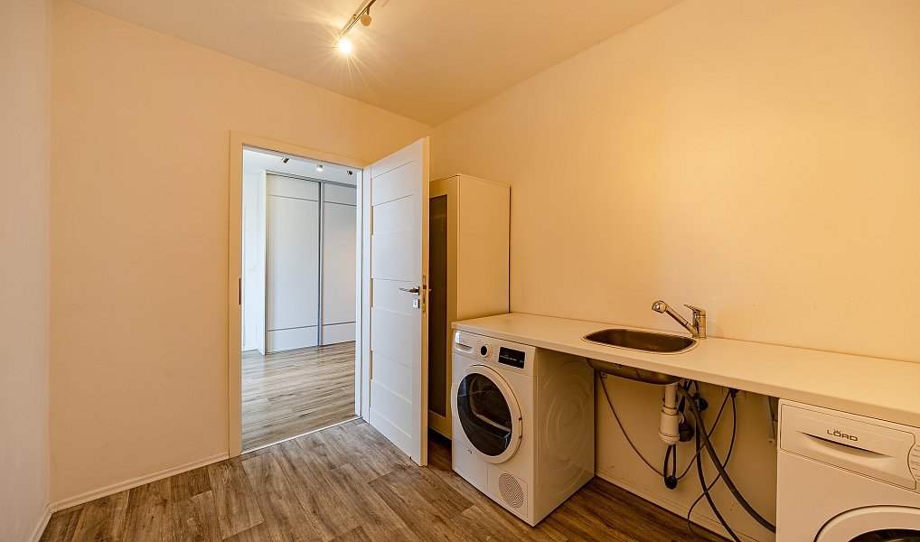 Prodej domu 206 m² s pozemkem 637 m², Staré Město – náhled fotky 29