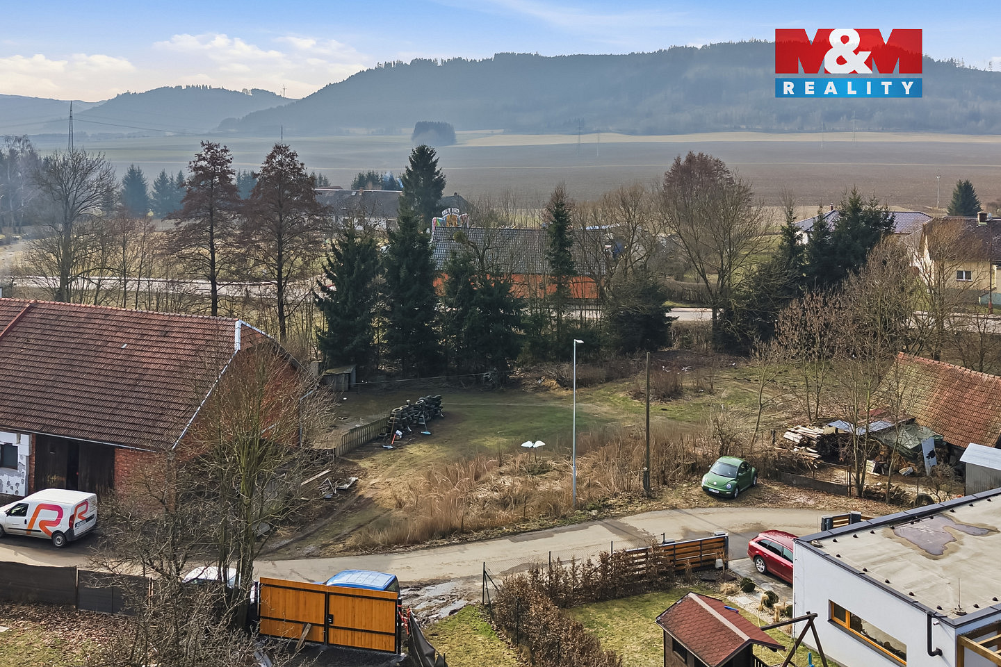 Prodej stavebního pozemku 1 300 m² — photo 2