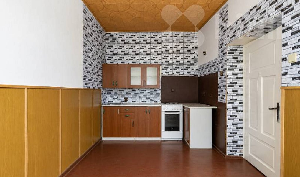 Prodej domu 358 m² s pozemkem 658 m², Žulová – náhled fotky 2