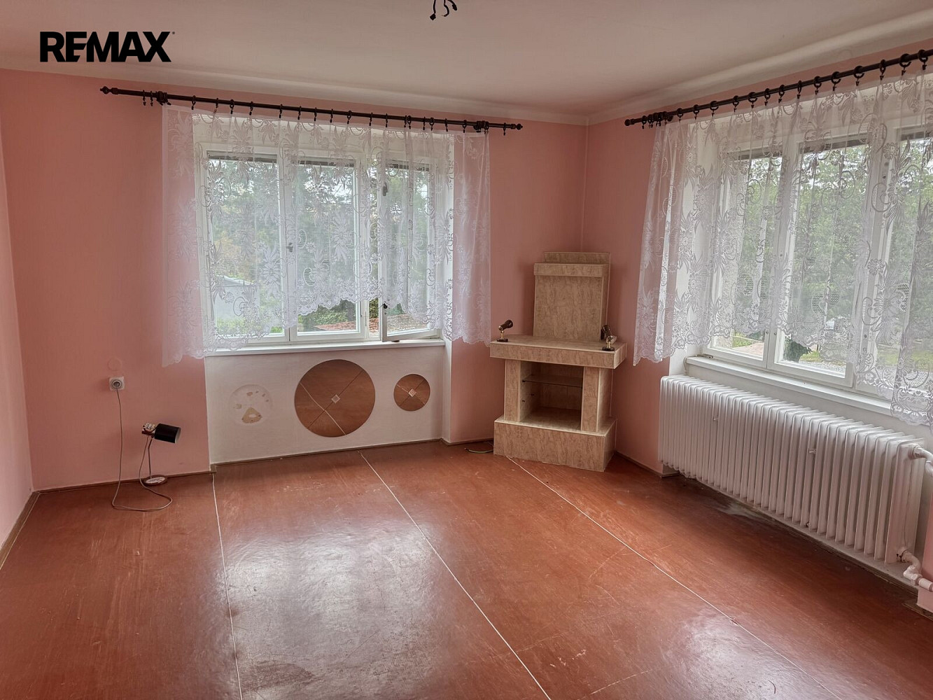 Prodej domu 238 m² s pozemkem 806 m² – fotografie 2