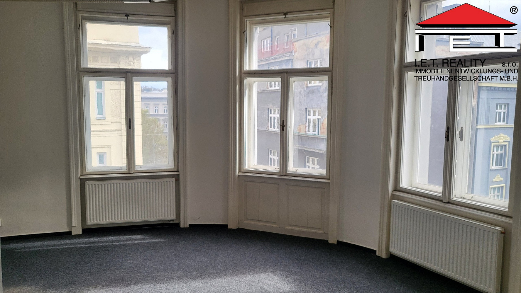 Pronájem kanceláře 185 m² – fotografie 2