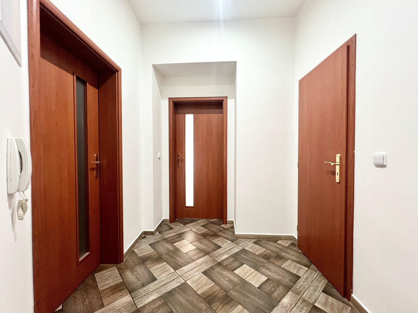 Pronájem bytu 2+1 62 m² — photo 4