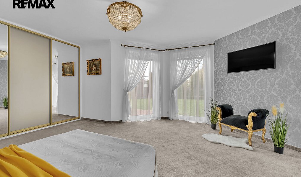 Prodej domu 285 m² s pozemkem 968 m², Šestajovice – náhled fotky 15