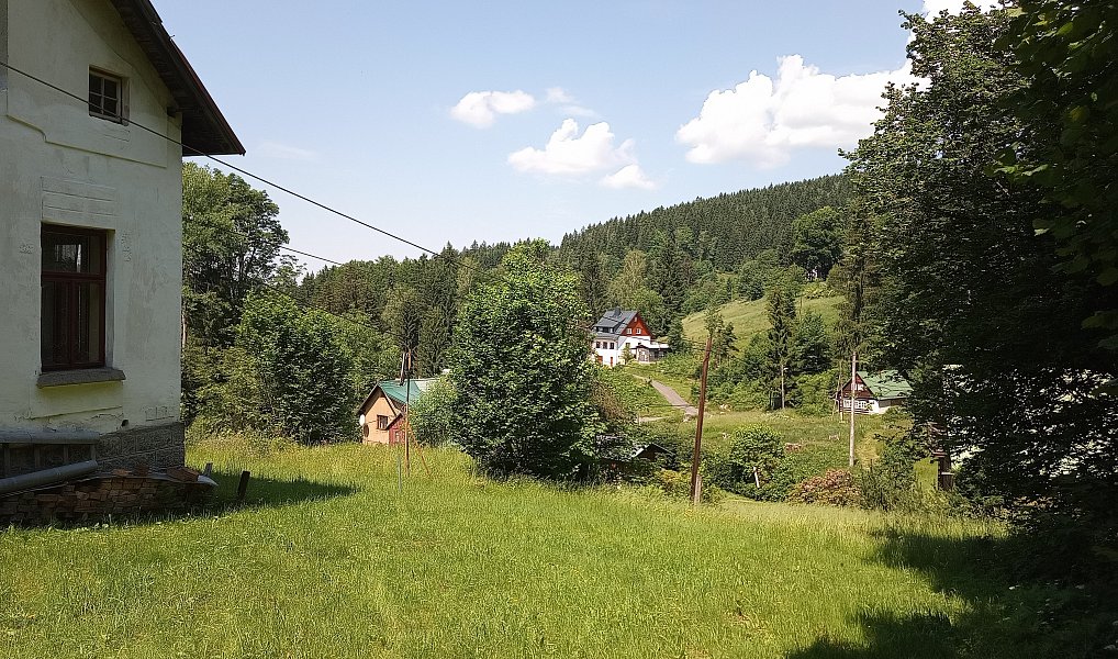 Prodej domu 200 m² s pozemkem 1 072 m², Albrechtice v Jizerských horách – náhled fotky 6