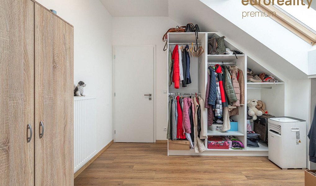 Prodej domu 100 m² s pozemkem 368 m², Chodová Planá – náhled fotky 16
