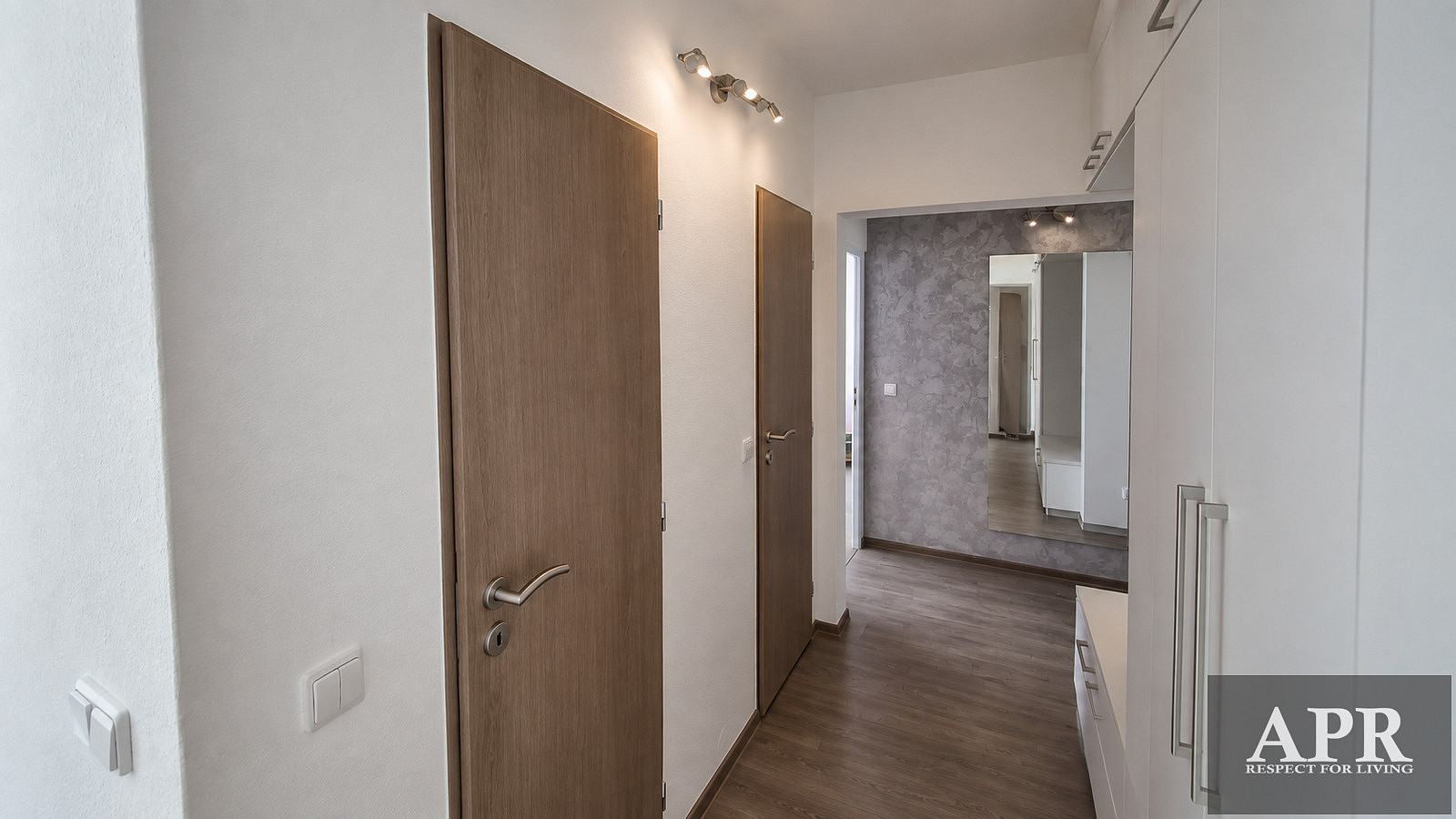Pronájem bytu 2+1 58 m² – fotografie 5