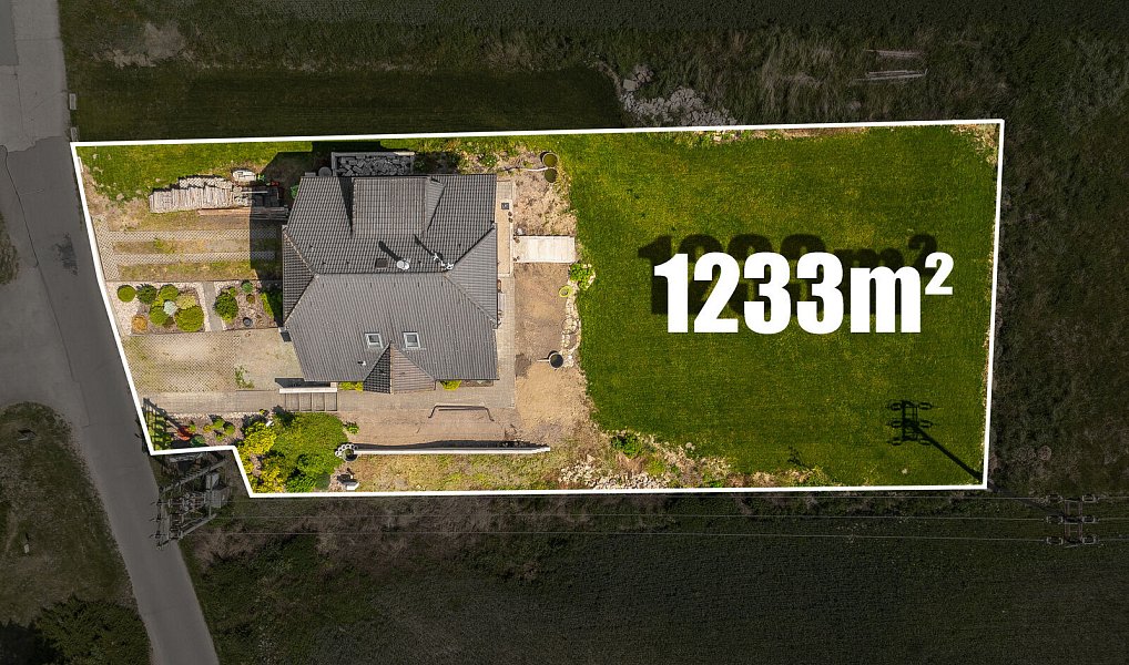 Prodej domu 107 m² s pozemkem 1 233 m², Sezemice – náhled fotky 4