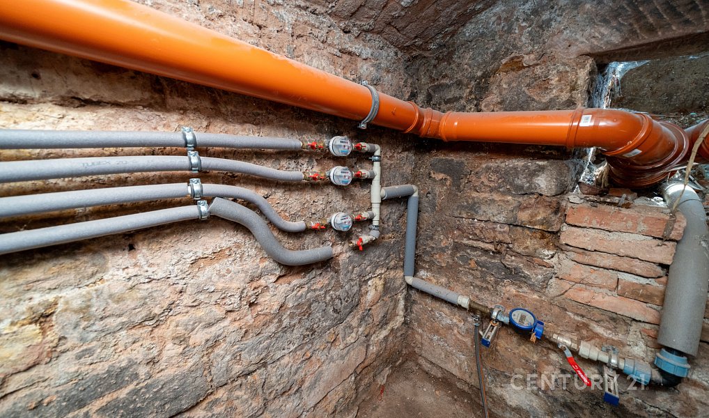 Prodej nájemního domu, činžáku 113 m², Úpice – náhled fotky 32