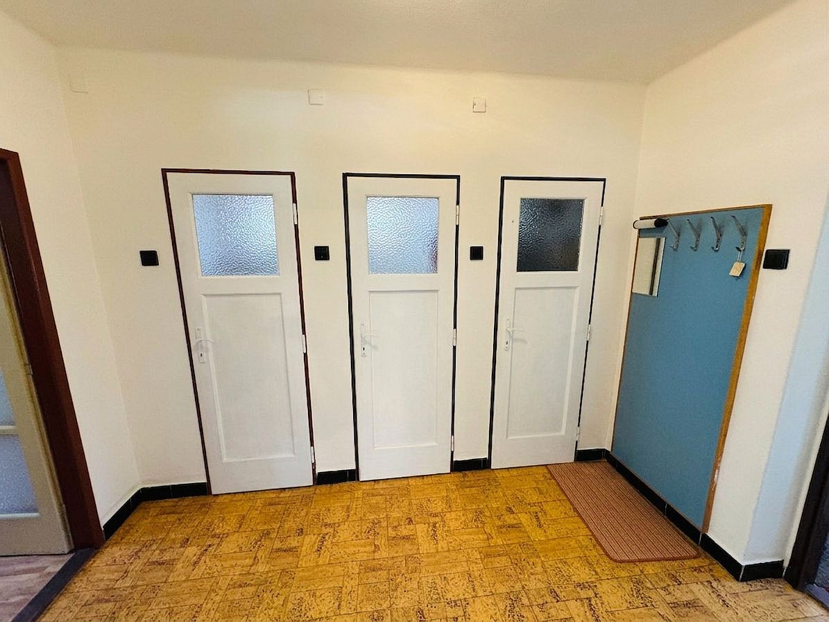 Prodej domu 240 m² s pozemkem 1 207 m² — photo 4