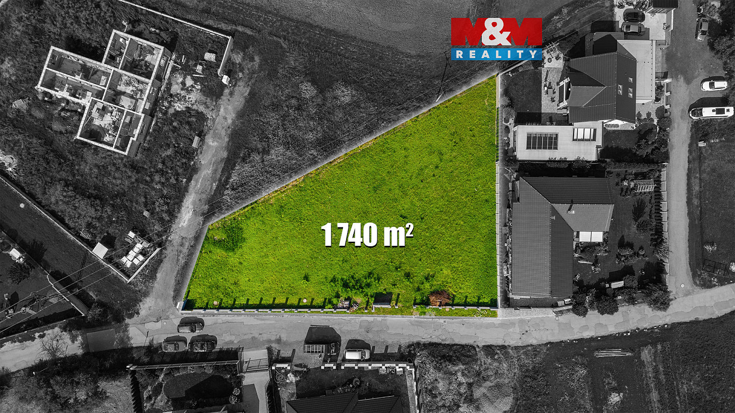 Prodej stavebního pozemku 1 740 m²