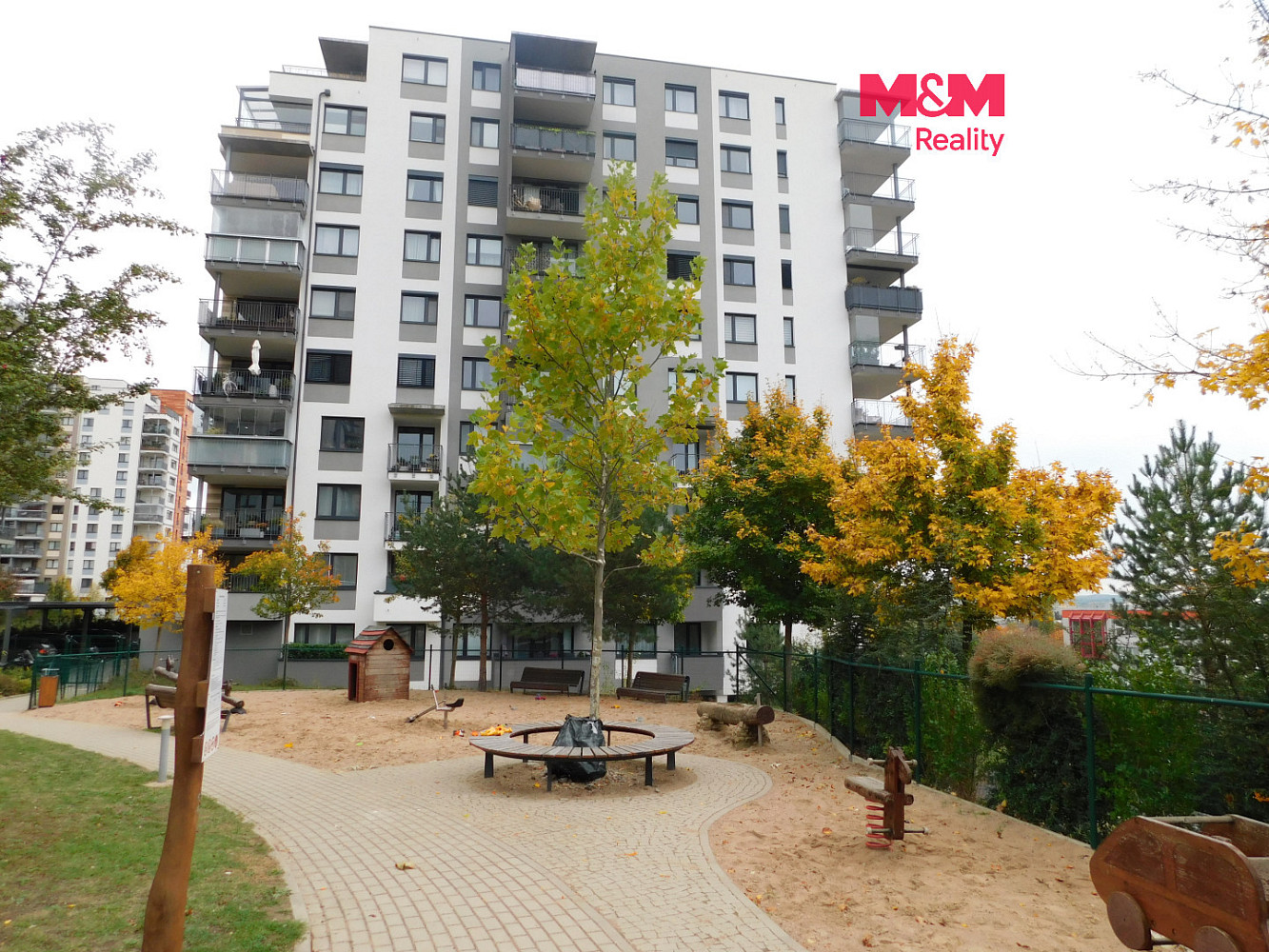 Pronájem bytu 1+kk 54 m²
