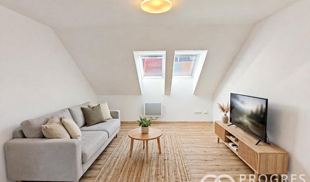 Pronájem bytu 2+kk 55 m², Kroměříž – náhled fotky 2