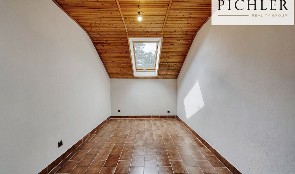 Prodej domu 320 m² s pozemkem 1 660 m², Tymákov – náhled fotky 27