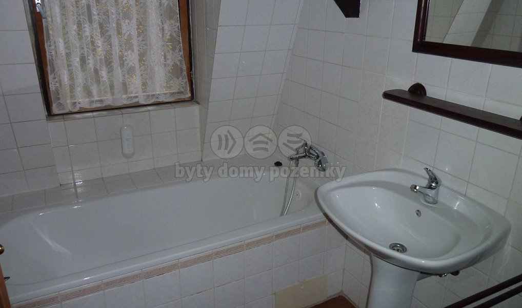 Prodej ubytovacího objektu 1 238 m², Mariánské Lázně – náhled fotky 6