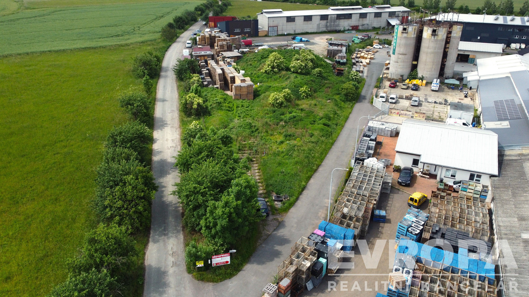 Pronájem stavebního pozemku 5 939 m²