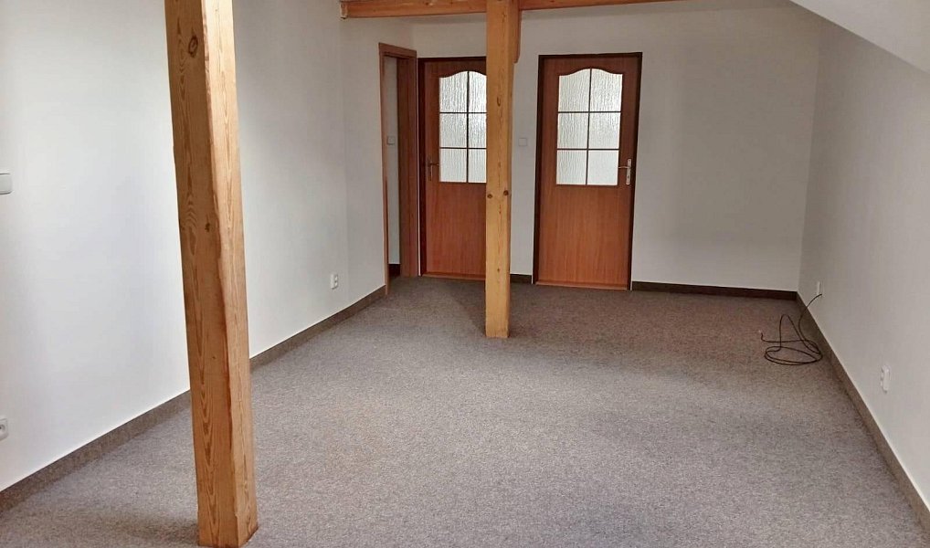 Pronájem bytu 4+kk 93 m², Křemže – náhled fotky 4